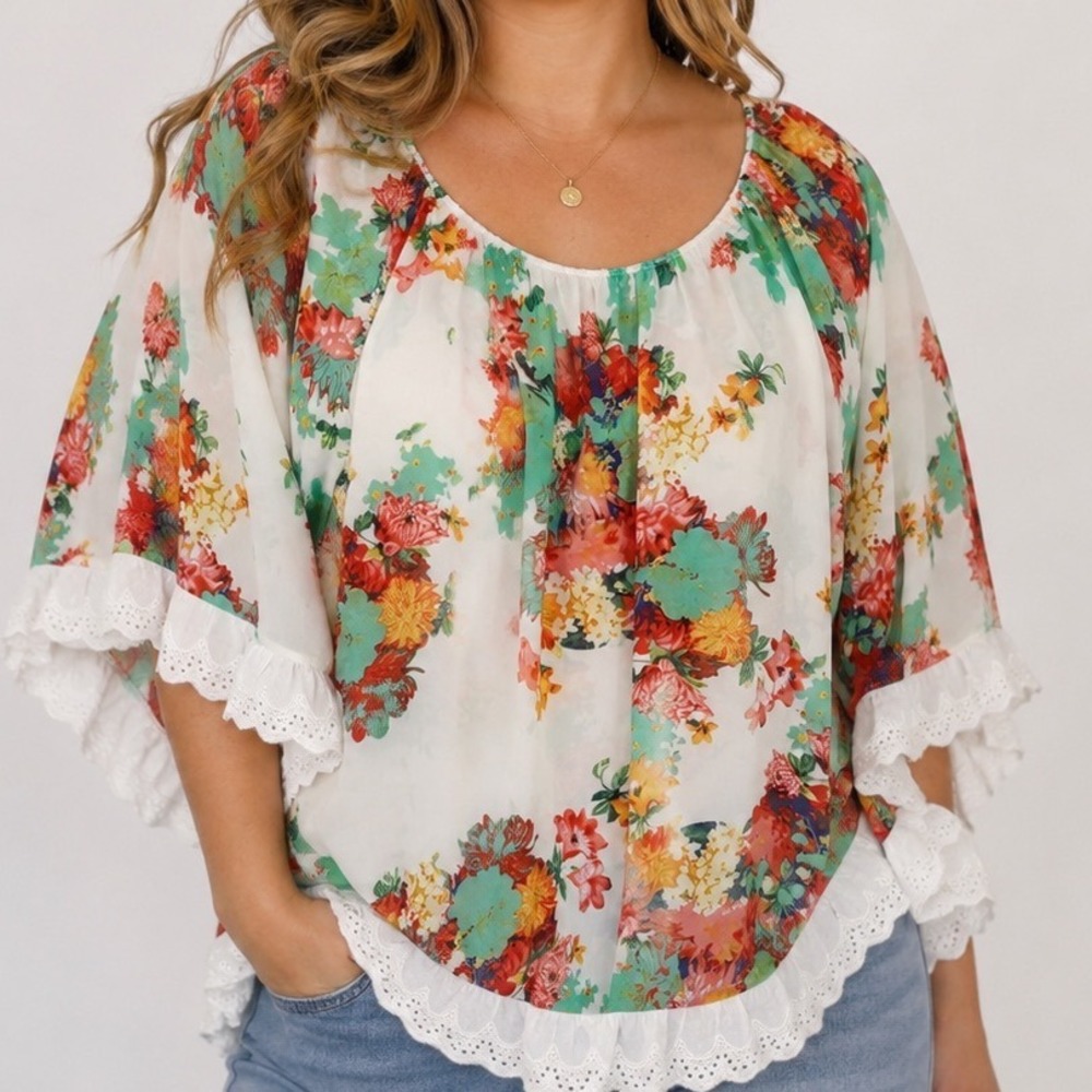 2Tee Couture L/XL Floral Tunic Blouse Lace Trim Bell Sleeve Boho Cottagecore